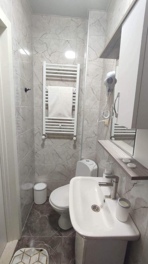 Guest House Nima Кутаиси Екстериор снимка