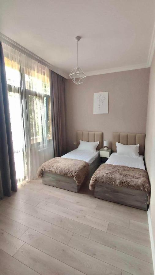Guest House Nima Кутаиси Екстериор снимка
