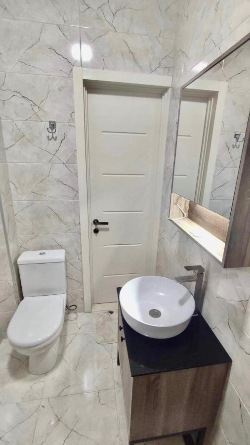 Guest House Nima Кутаиси Екстериор снимка