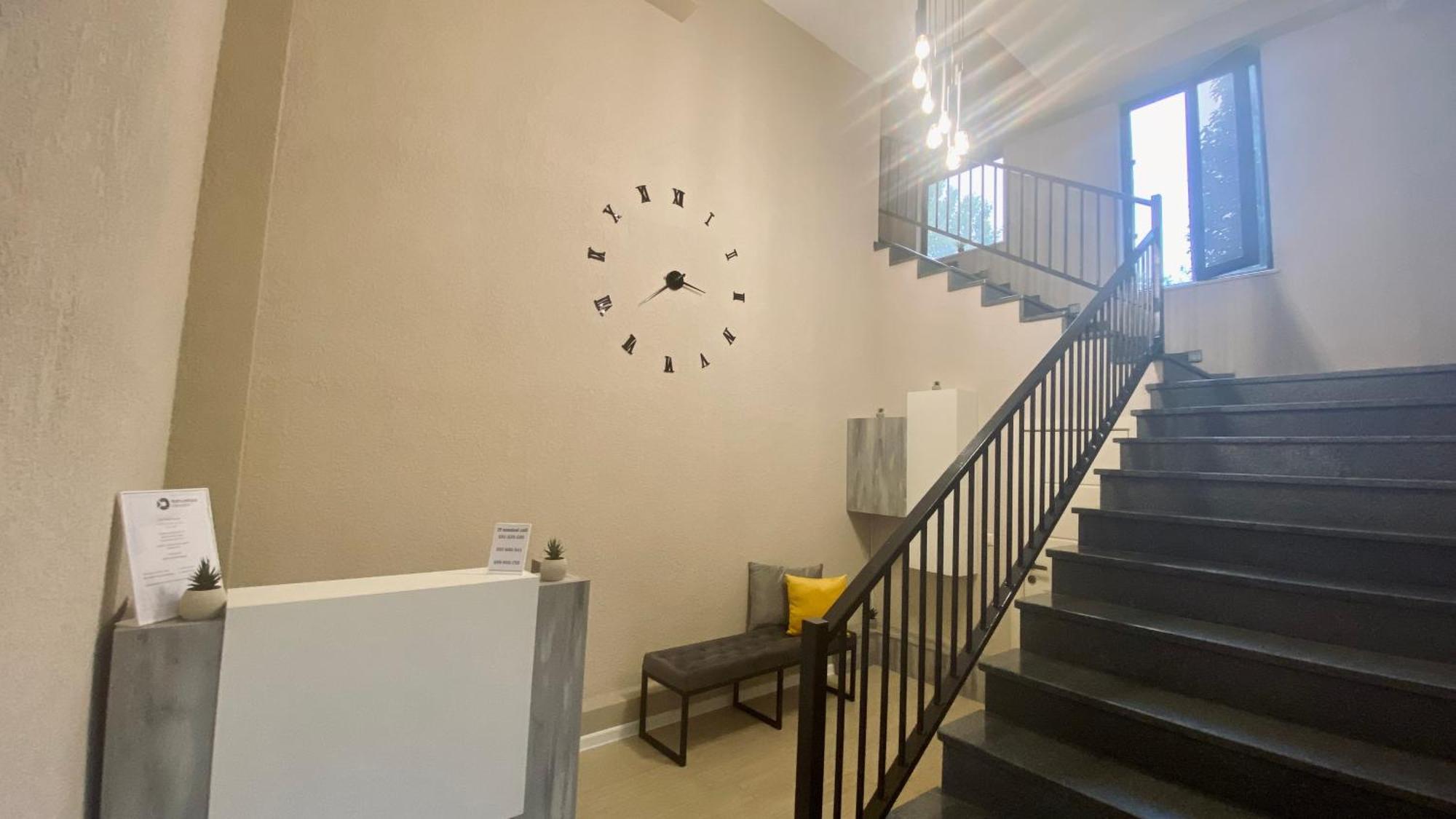 Guest House Nima Кутаиси Екстериор снимка