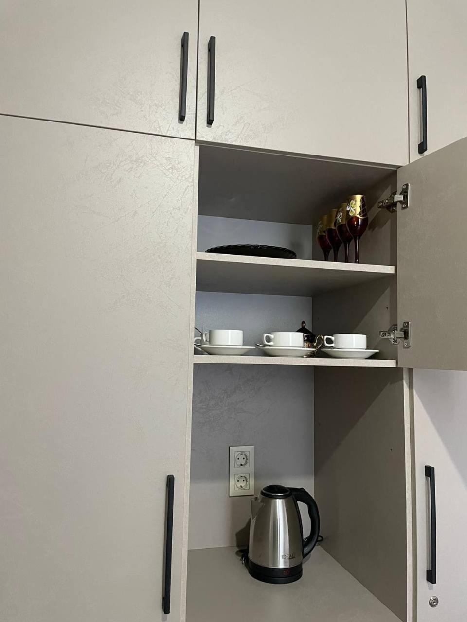 Guest House Nima Кутаиси Екстериор снимка