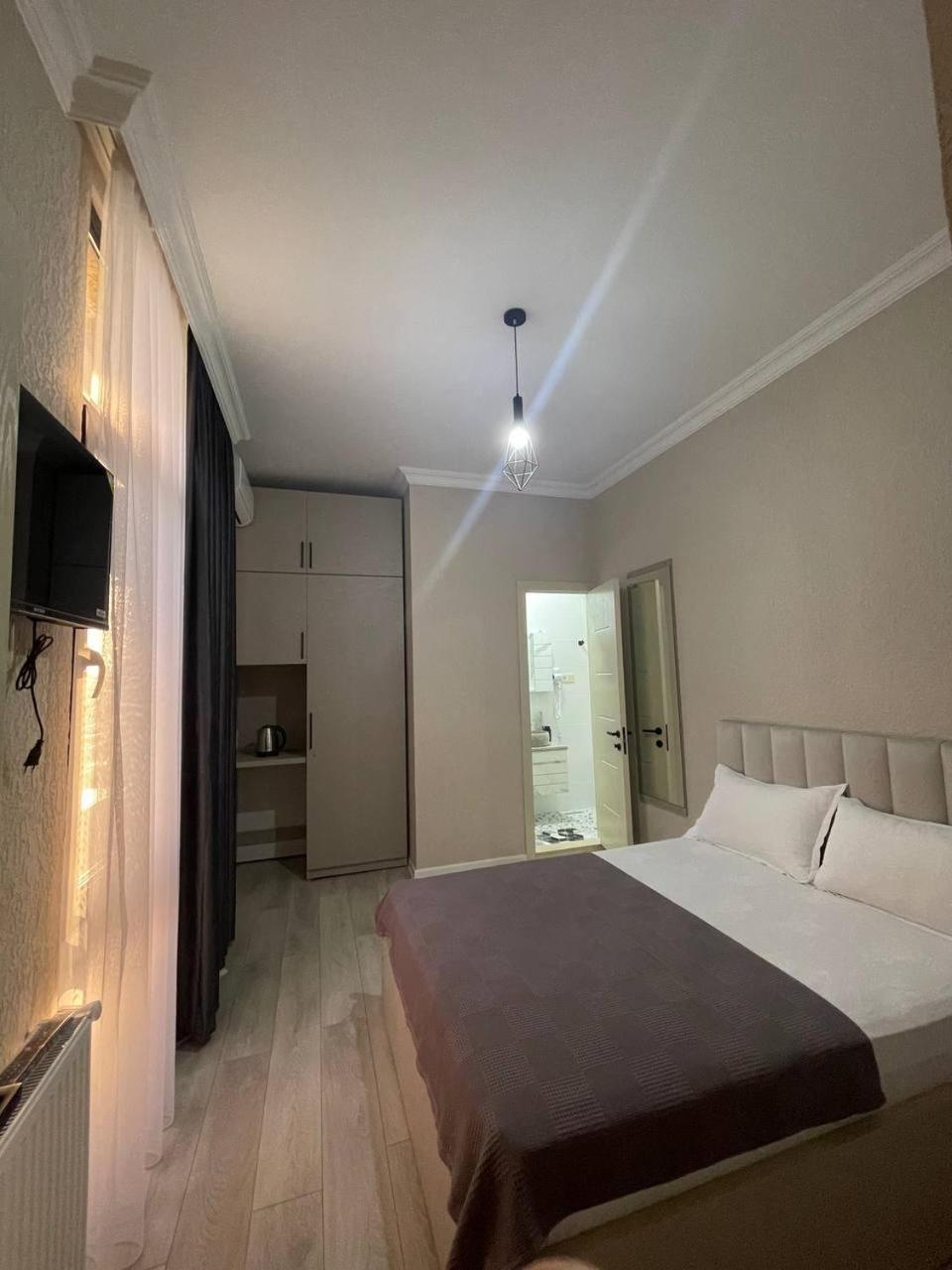 Guest House Nima Кутаиси Екстериор снимка